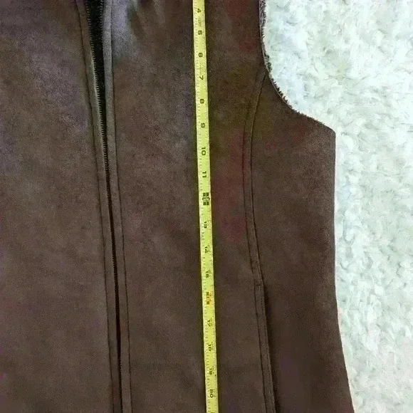 Lands End Women's Vest Size 10-12 - Picture 4 of 9